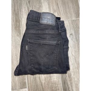 721 Levi’s High Rise Skinny Jeans